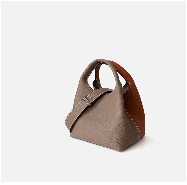 Full-Grain Leather bag | A Tale of Two Cities