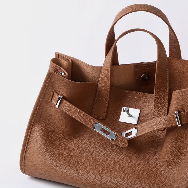 Full-Grain Leather Bag | Forever classic
