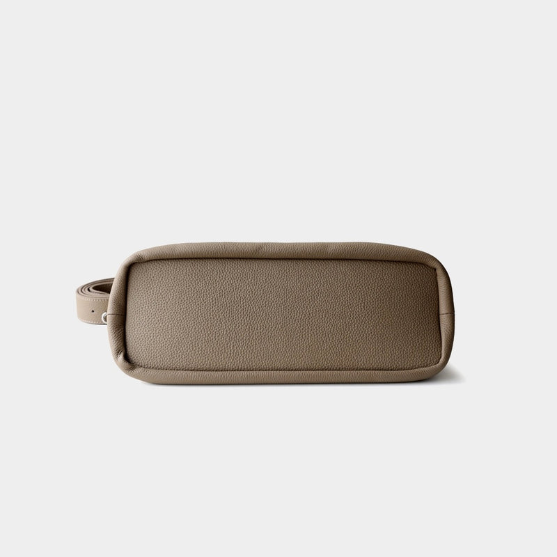 Full-Grain Leather bag | Arc