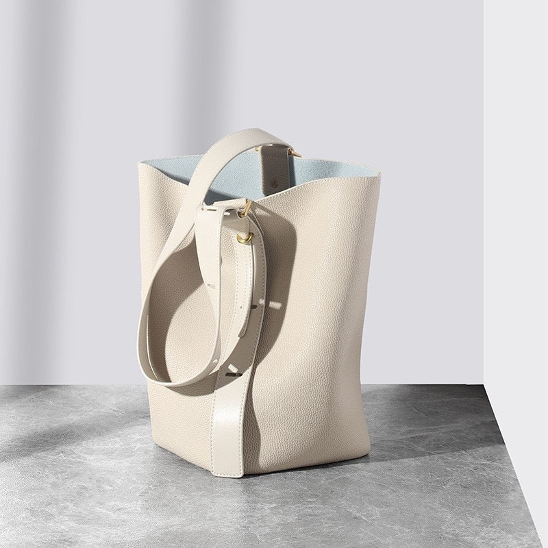 Full-Grain Leather bag | Opulence