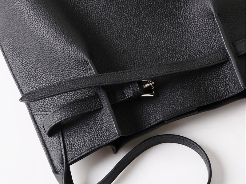 Full-grain leather Bucket bag|Casual Simplicity