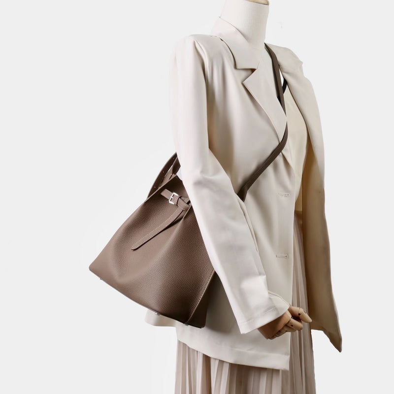 Full-grain leather Bucket bag|Casual Simplicity