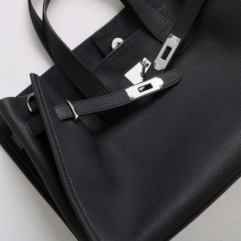 Full-Grain Leather Bag | Forever classic