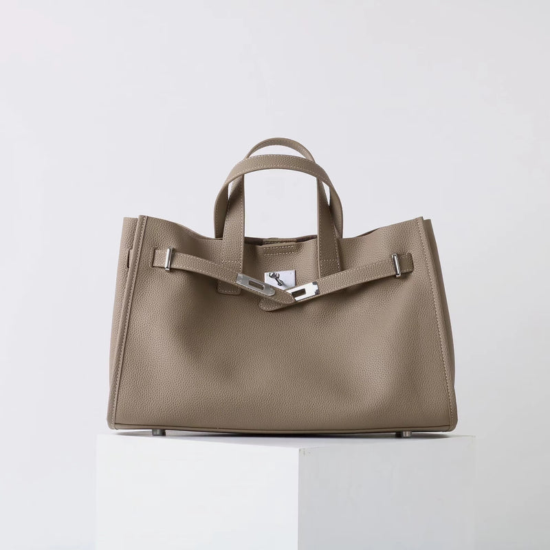 Full-Grain Leather Bag | Forever classic