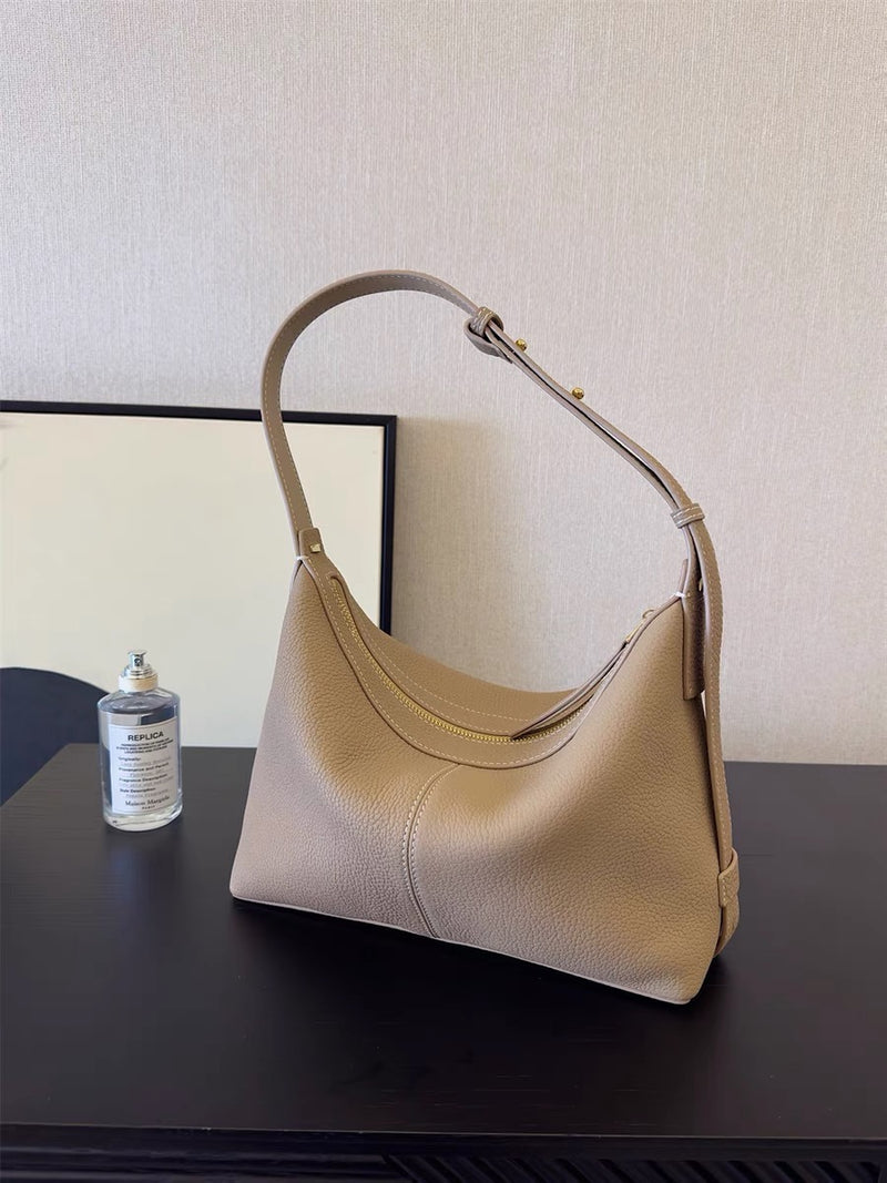Leather bag