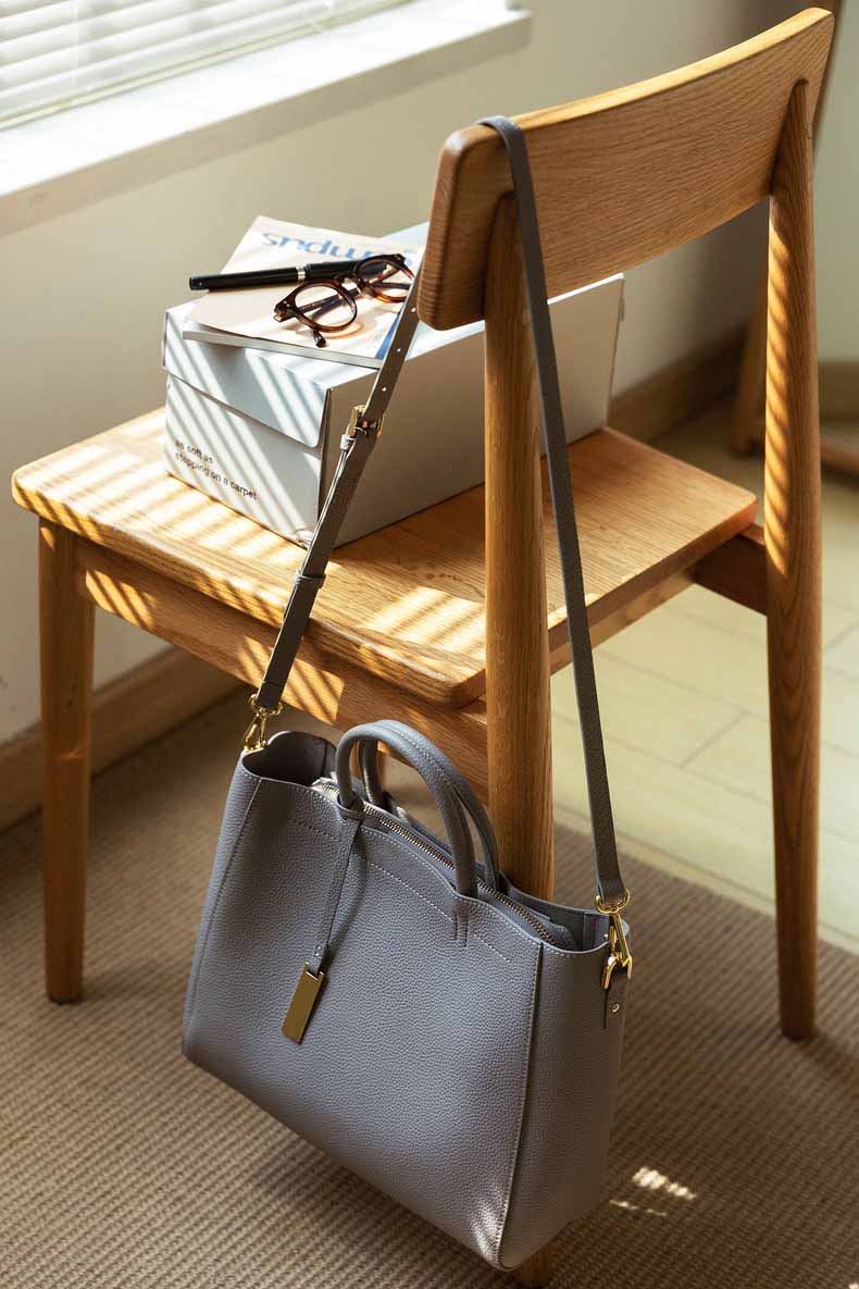 Full-Grain Leather bag | Impression