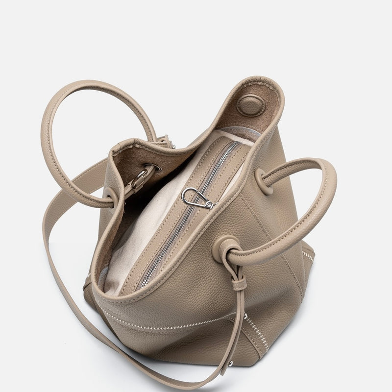 Full-grain leather bag|niche commuter tote