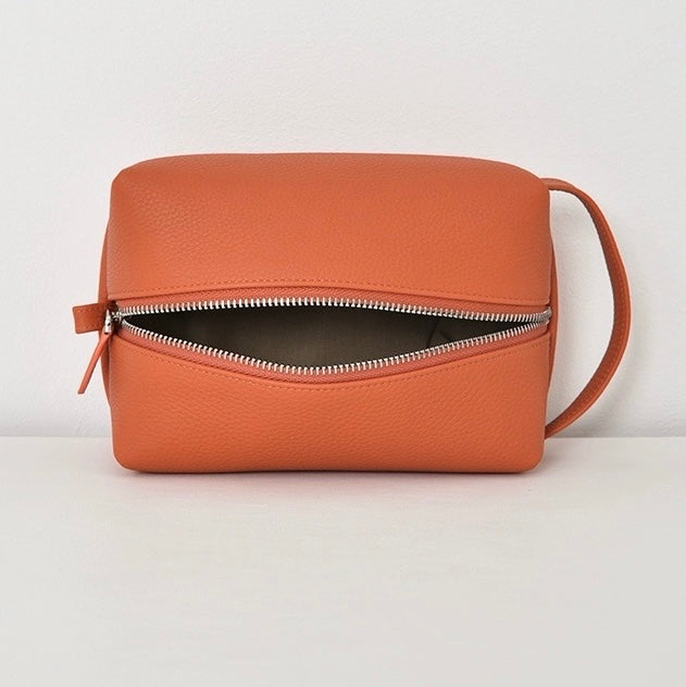 Full-Grain leather makeup bag|Pura