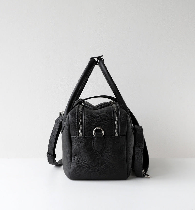 Full-Grain Leather Bag | Boston Bag | Prism