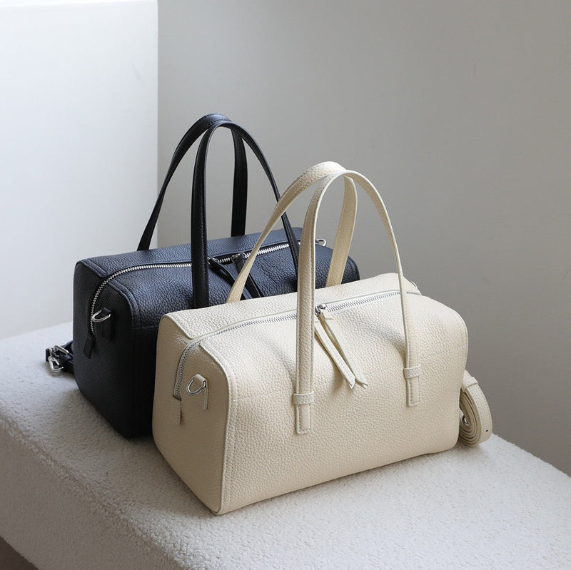 Full-grain leather | Elegant Boston