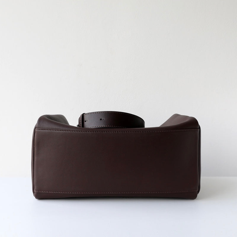 Full-Grain Leather Bag | Maison Boston