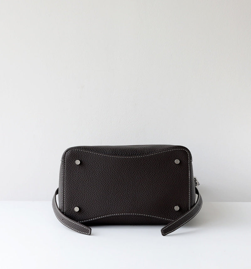 Full-grain leather bag | Belleau
