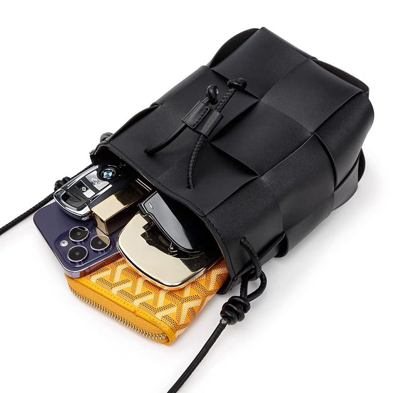 Crossbody bag | Geometric element