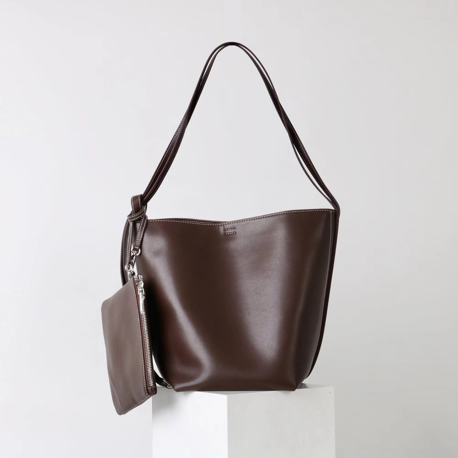 Refined split cowhide leather | Adaptive Bag