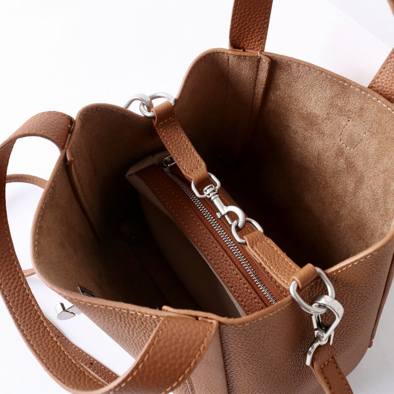 Full-Grain Leather Bag | Flexa