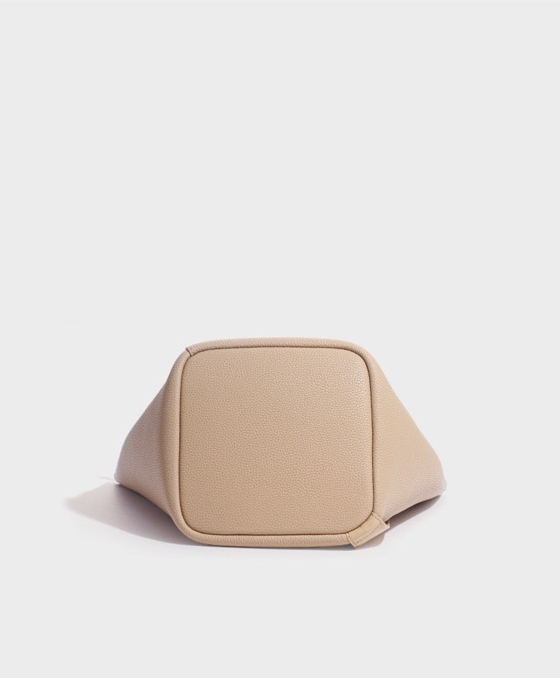 Full-Grain Leather bag | Opulence