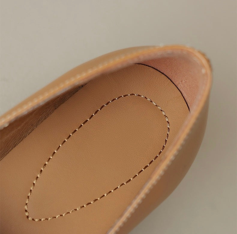 Leather shoes / lotus