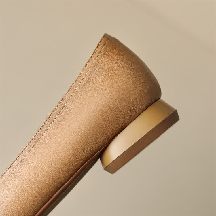 Leather shoes / lotus