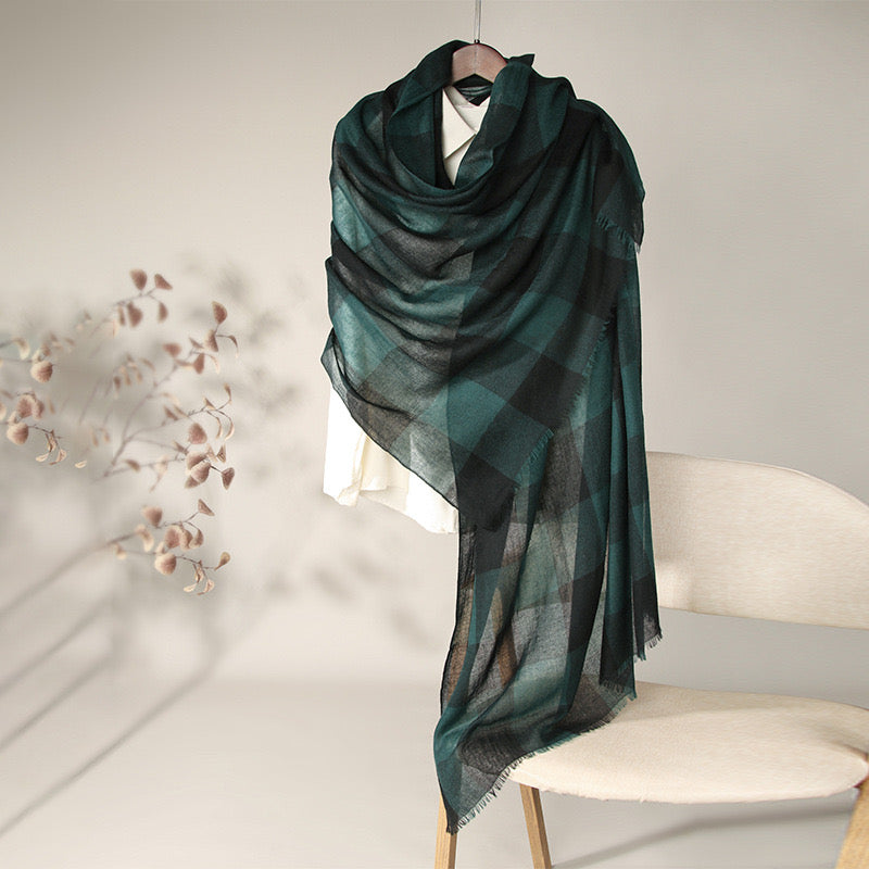 Cashmere scarf