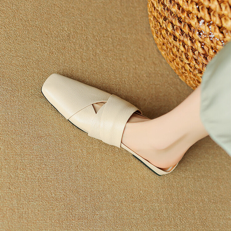 Leather flat Slippers / Hot wind