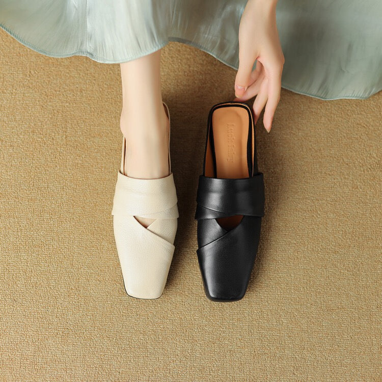 Leather flat Slippers / Hot wind