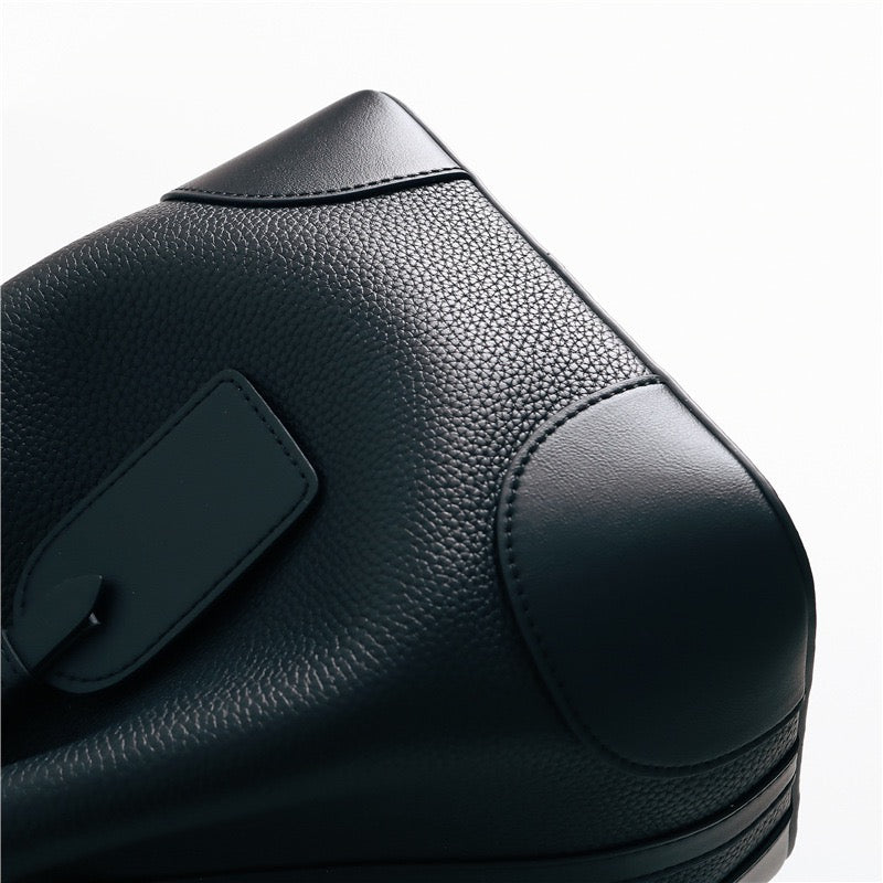 Full-Grain Leather bag / Togo cowhide