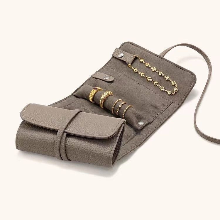 Full-Grain Leather Jewelry Pouch