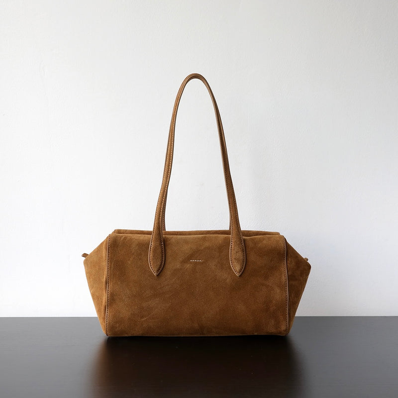 Full-grain nubuck leather | Leaf