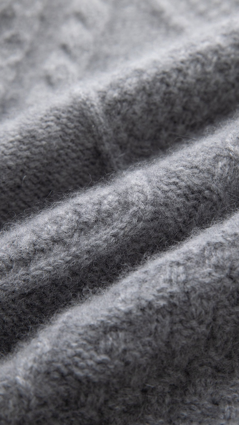 Cable-Knit Cashmere Sweater | Clara