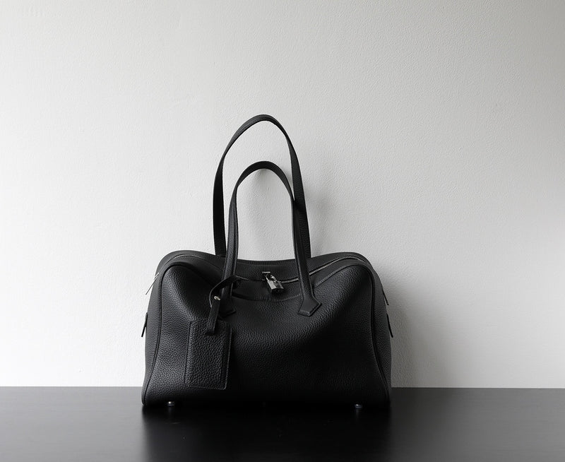 Full-Grain Leather bag | Big world