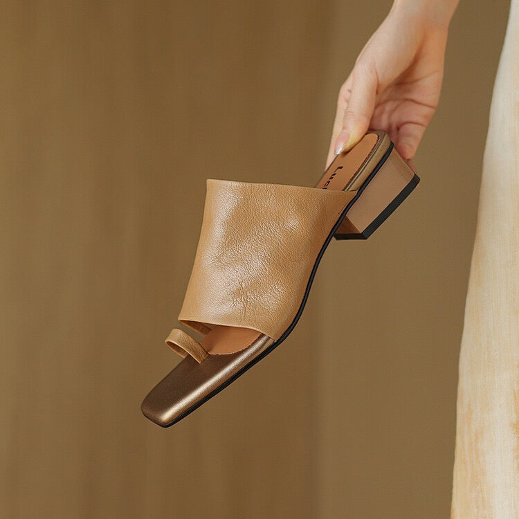 Leather shoes | Sandal | Sunlight