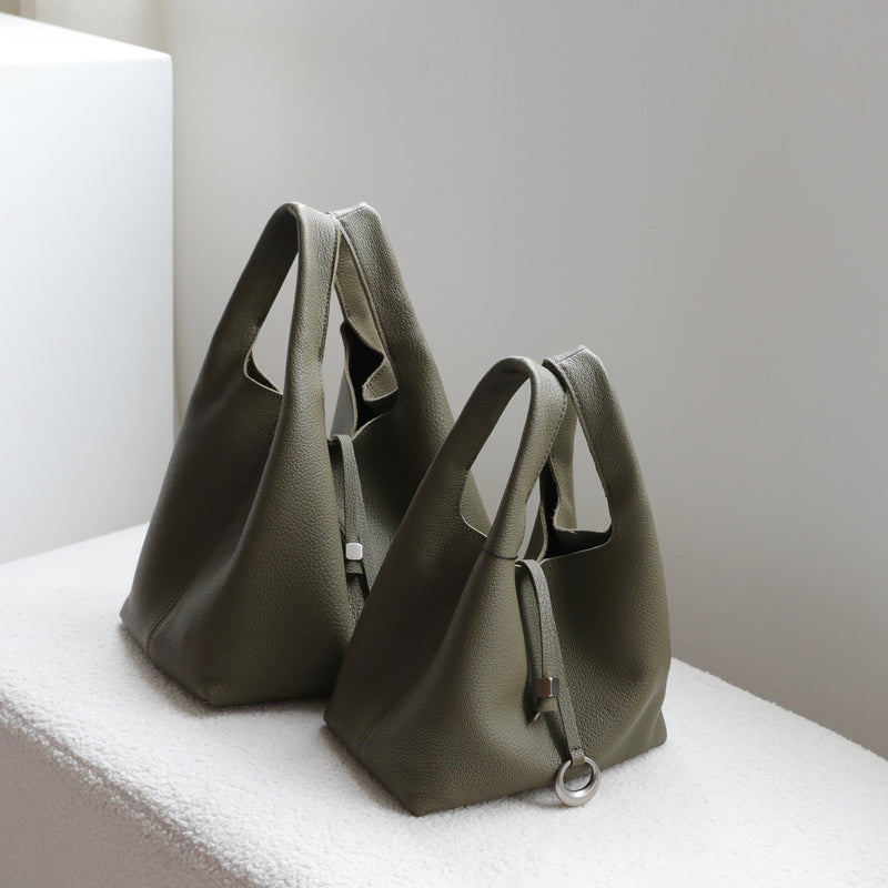 Full-Grain Lamb Leather Bag | Luna Ring