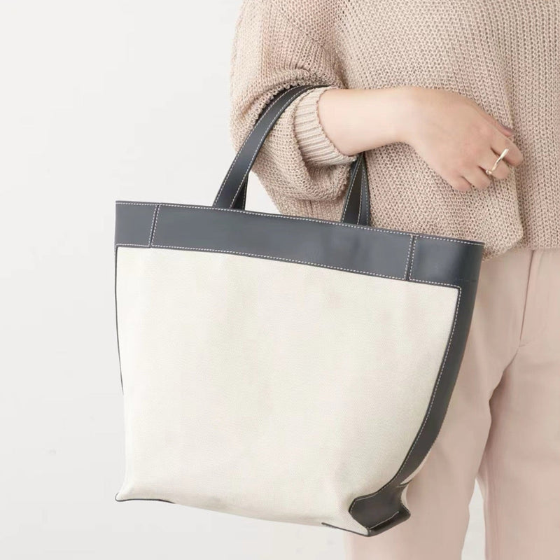 Full-Grain Leather and Canvas Bag | Simple Apple
