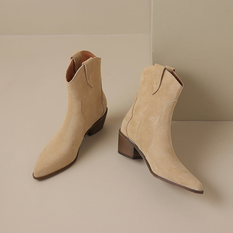 Leather boots | Wuthering
