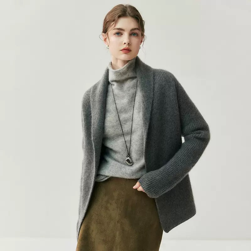 Cashmere sweater | Lumé Robe Coat
