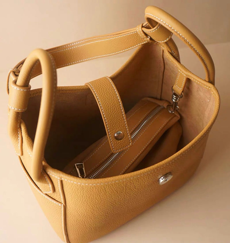 Full-Grain Leather bag | Carry me