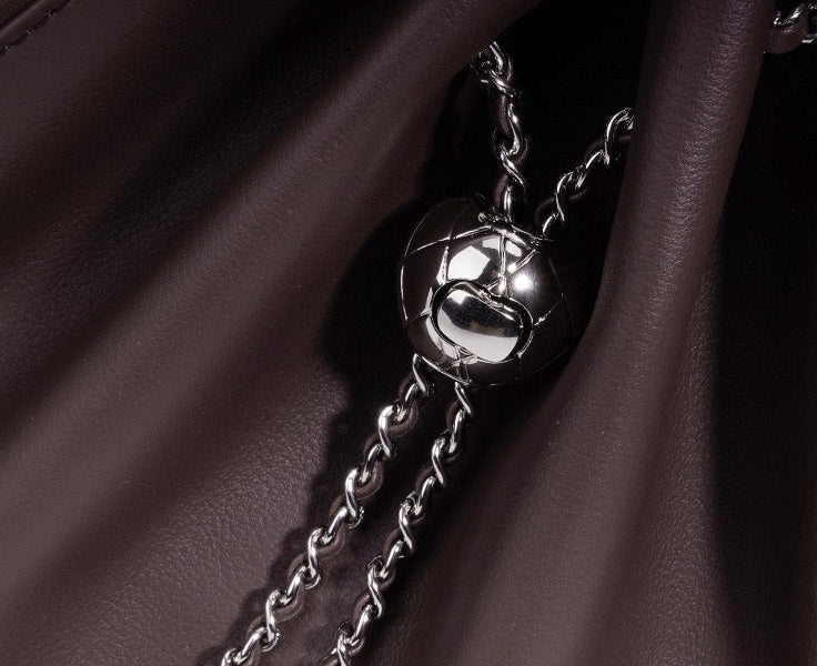 The Serein | Full-Grain Leather Chain Bucket Bag