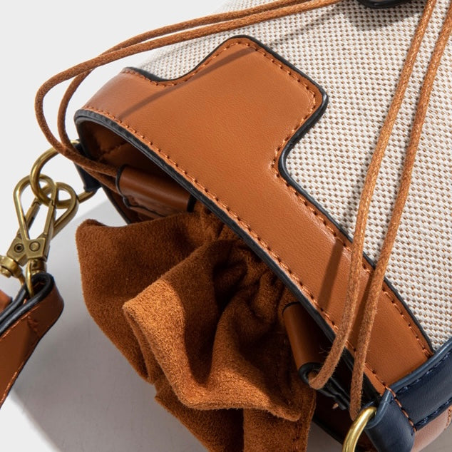 Canvas bucket bag | Friends