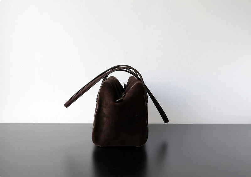 Full-grain nubuck leather | Leaf