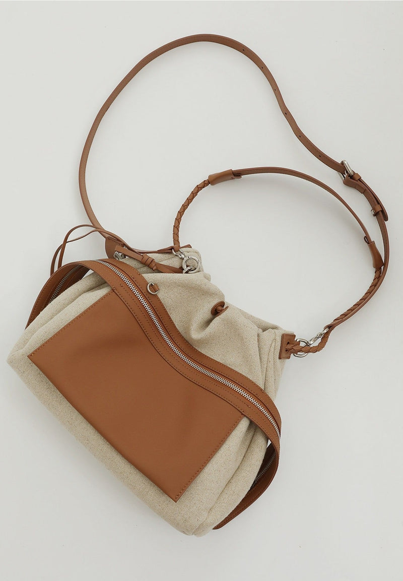 Linen Canvas and Full-Grain Leather | Envelope