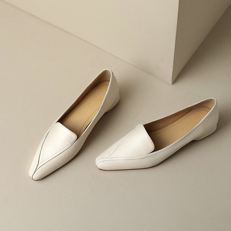 Leather shoes / lotus