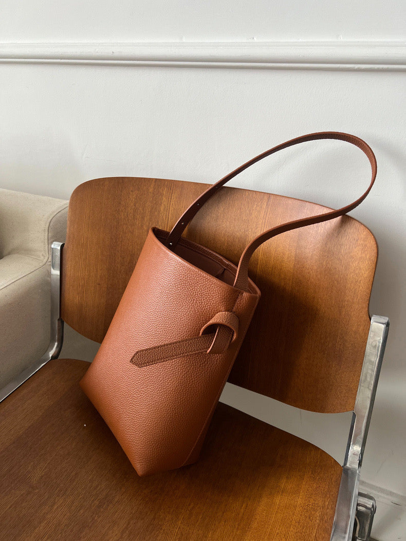 Full-Grain Leather bag | bucket handbag | Ego