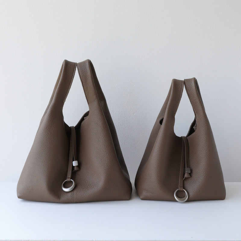 Full-Grain Lamb Leather Bag | Luna Ring