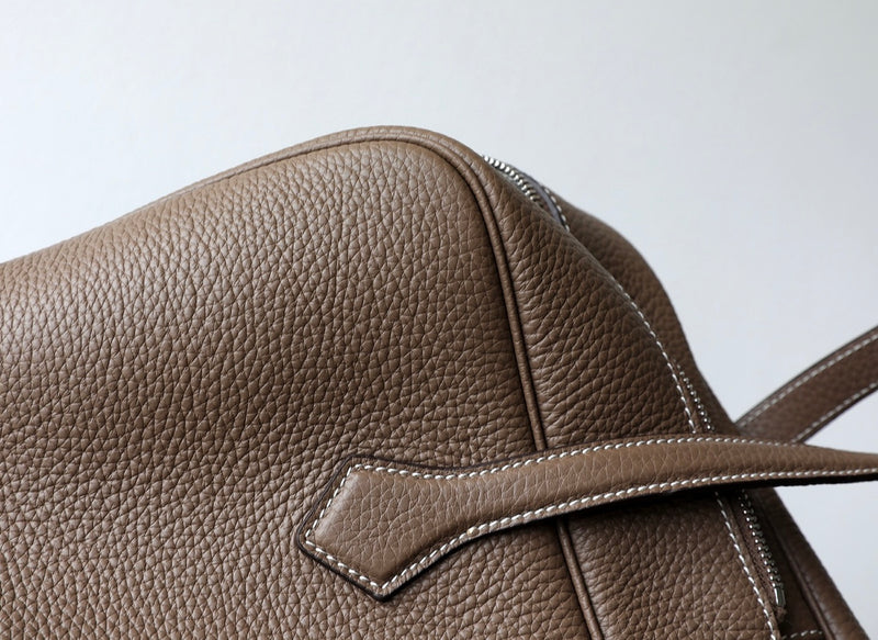 Full-Grain Leather bag | Big world