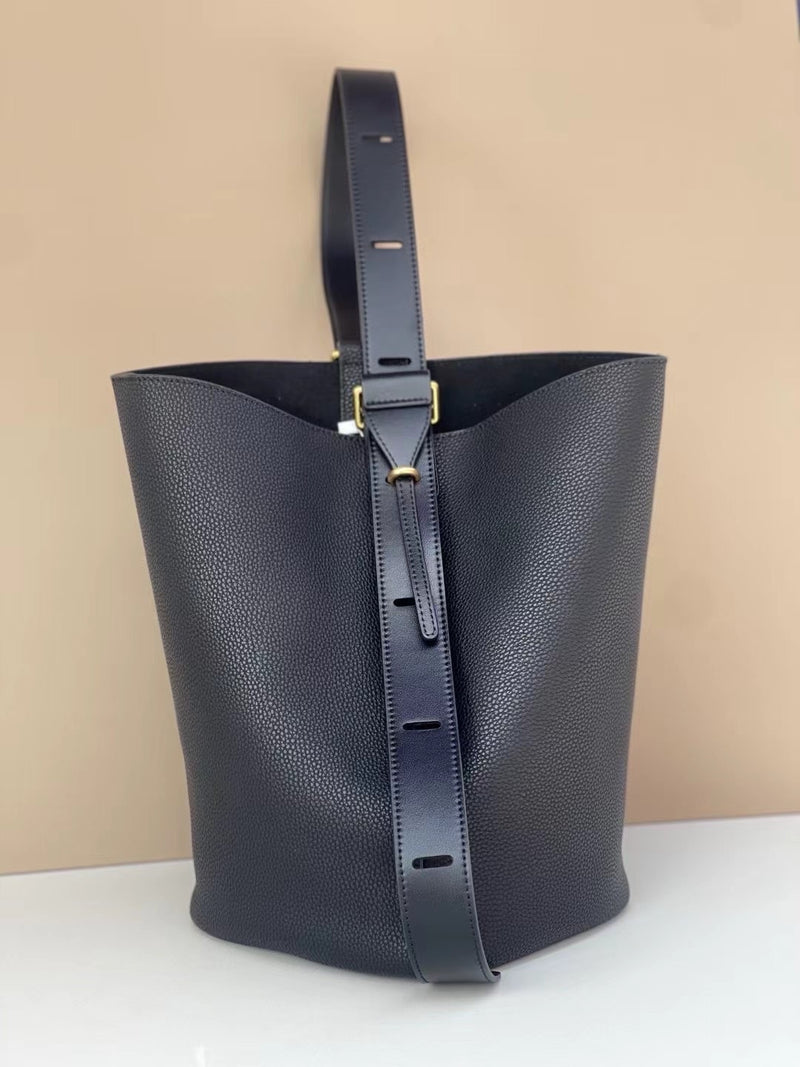 Full-Grain Leather bag | Opulence