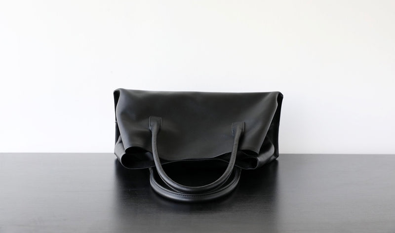 Top-Grain Leather Bag | The World of wind