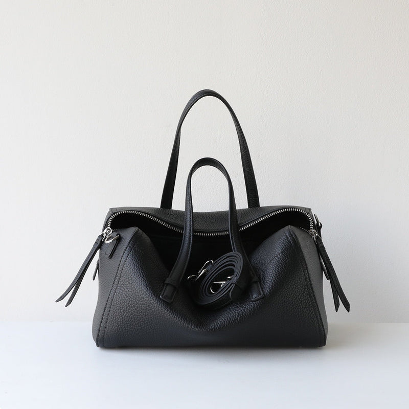 Full-grain leather | Elegant Boston