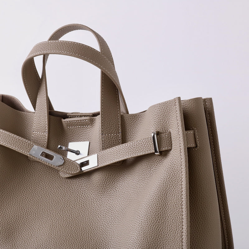 Full-Grain Leather Bag | Forever classic