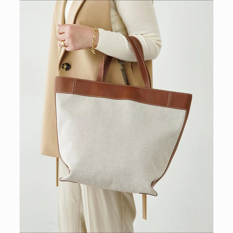 Full-Grain Leather and Canvas Bag | Simple Apple