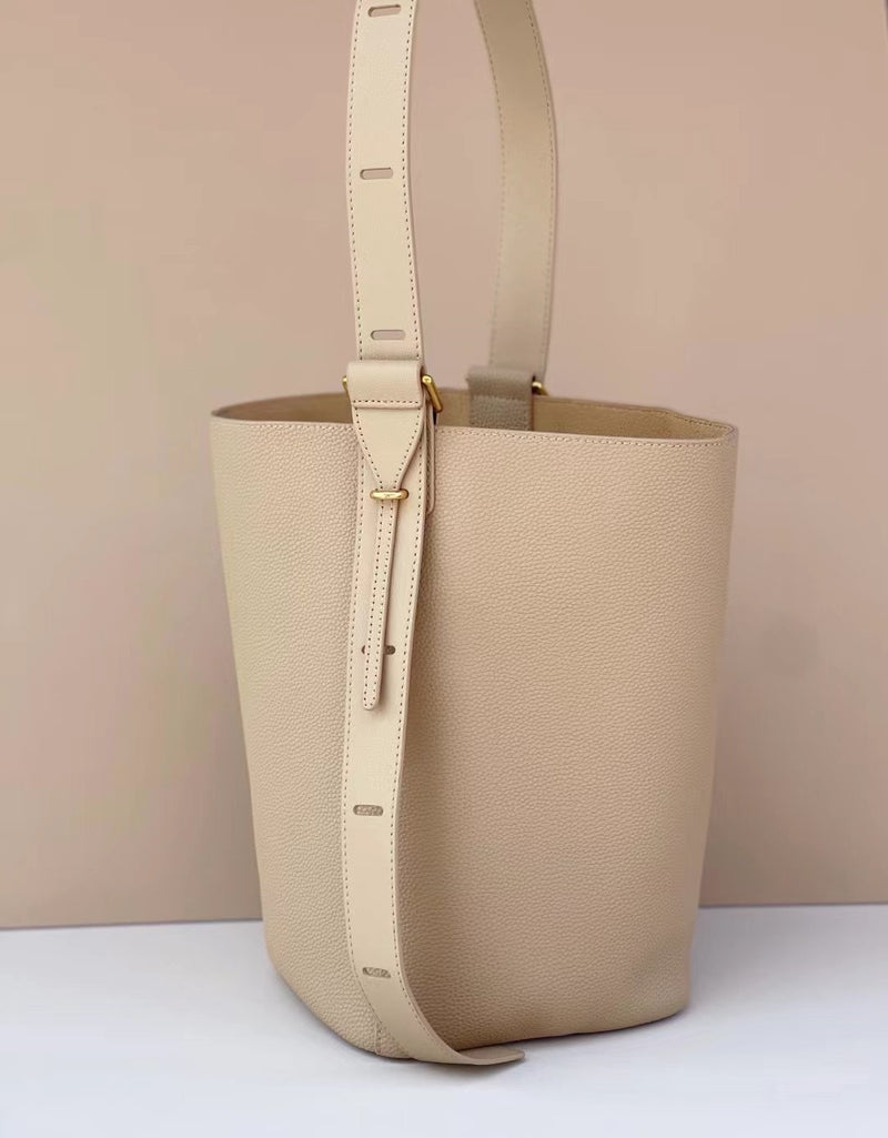 Full-Grain Leather bag | Opulence